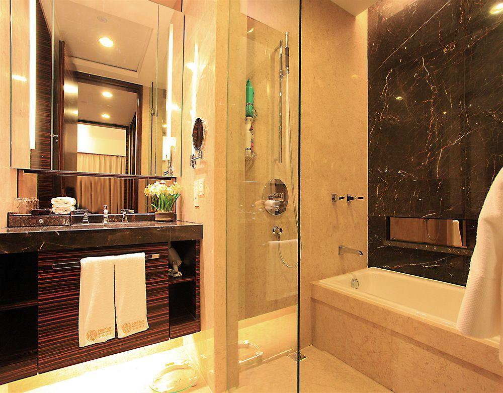 Guangzhou Heefun Apartment - Poly World Trading Center Shajing Екстериор снимка